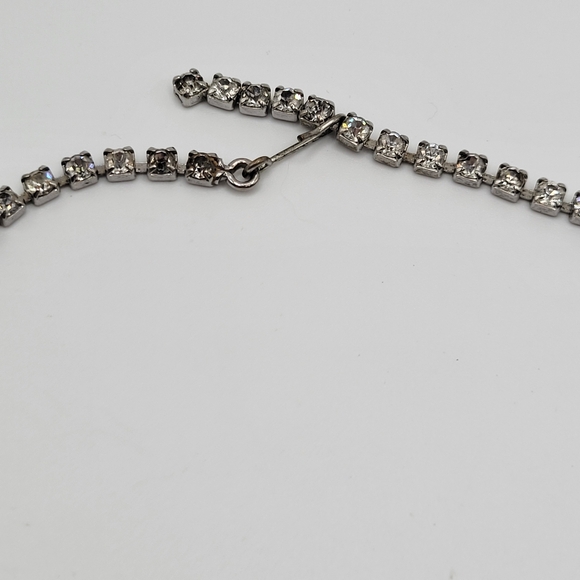 VTG Jewelry Set | Silver Tone & Clear Rhinestones | Unsigned - Picture 8 of 12